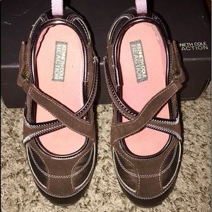🎀Girls Kenneth Cole Reaction Shoes 4Y🎀
